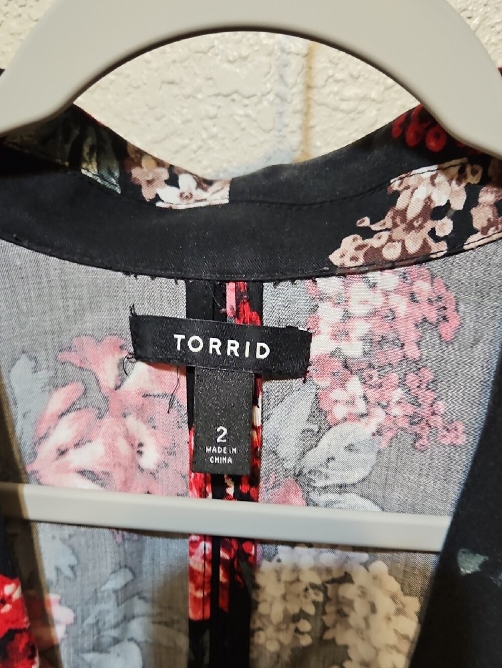 torrid Black Floral Long Sleeve Cardigan with Red Roses - Picture 4 of 7